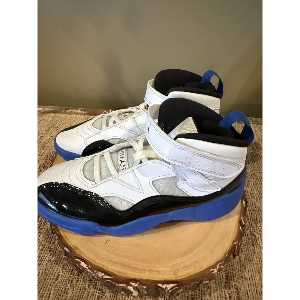 Jordan Jumpman Two Trey Youth Kids Concord Royal DQ8432-140 Sz-2.5